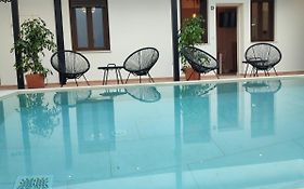 Sueños de Orive. Con piscina y wifi. Casco antiguo.